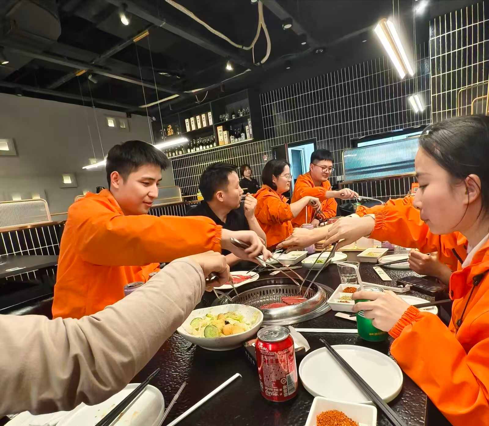 Como a actividade de Team Building axuda a Zhejiang SEAVERO a optimizar a I+D e a produción da máquina de café doméstica?